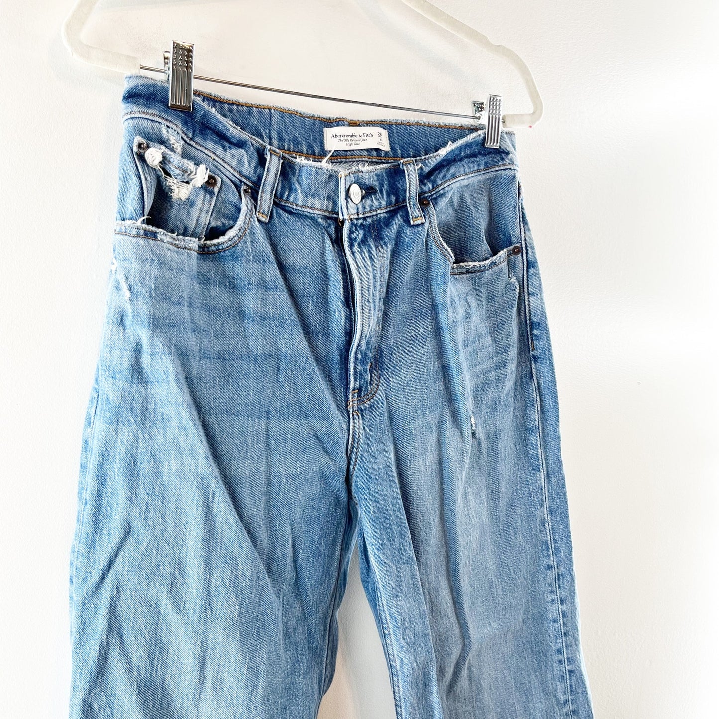 Abercrombie The 90's Relaxed Straight Leg Jeans High Rise Blue 6 / 28