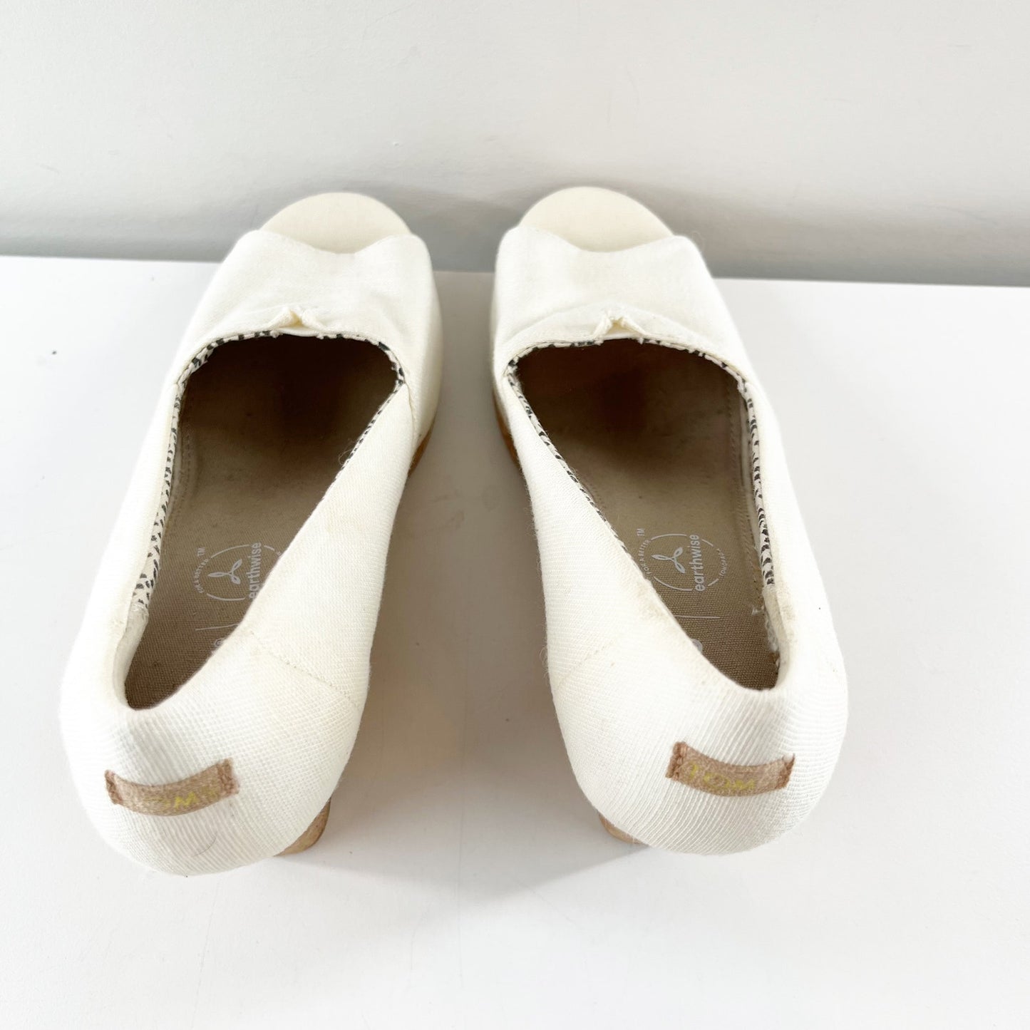 TOMS Classic Peep Toe Canvas Cork Wedge Heel Sandals Cream White 9