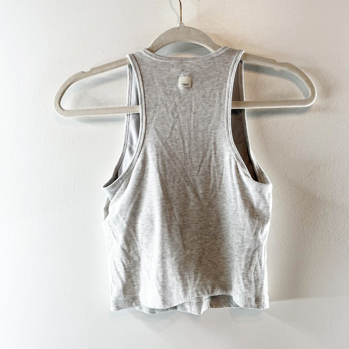 Vuori Pose Plyo Sleeveless Built-in Bra Tank Top Heathered Gray Small