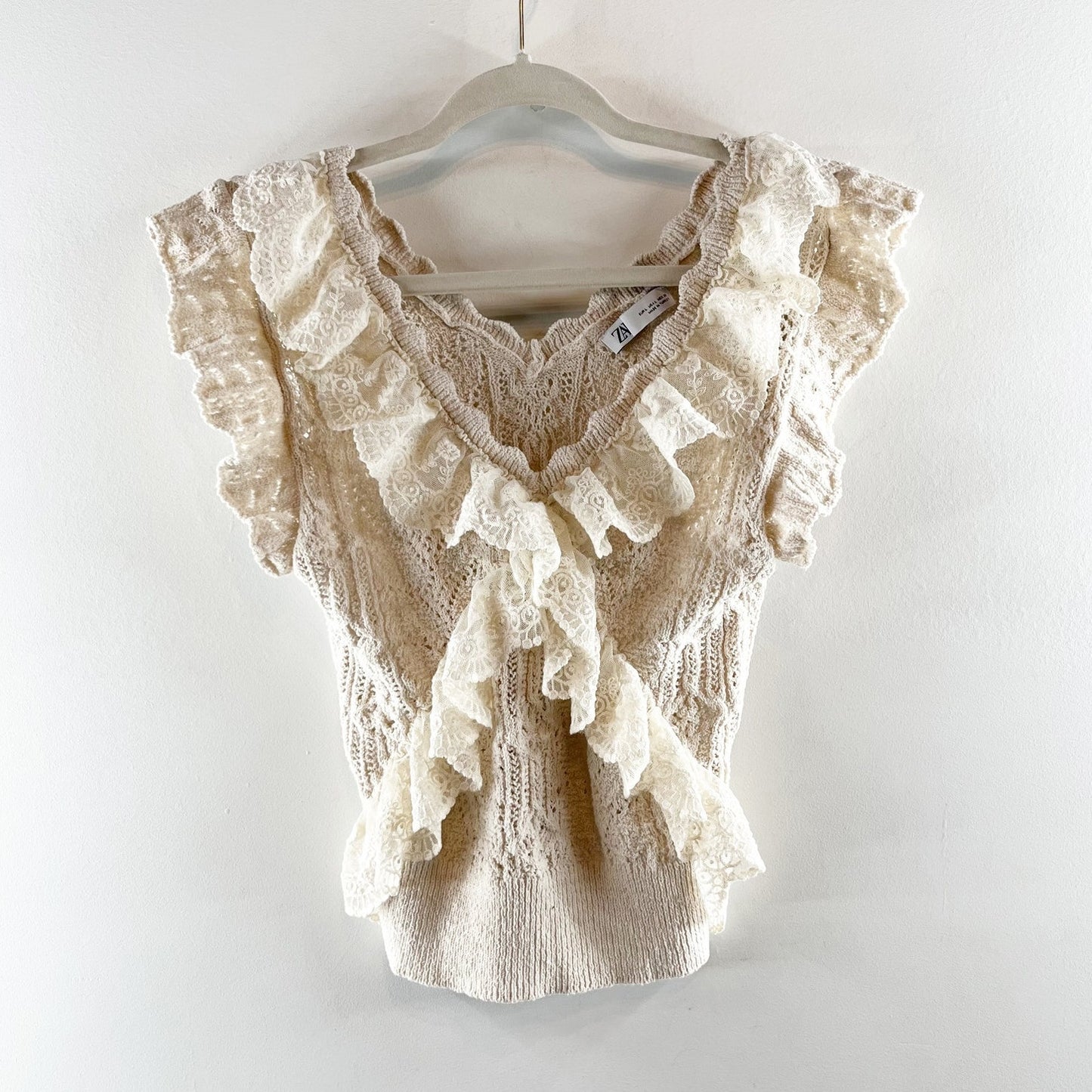 ZARA Pointelle Crochet Knit Ruffle V Neck Short Sleeve Top Cream Large