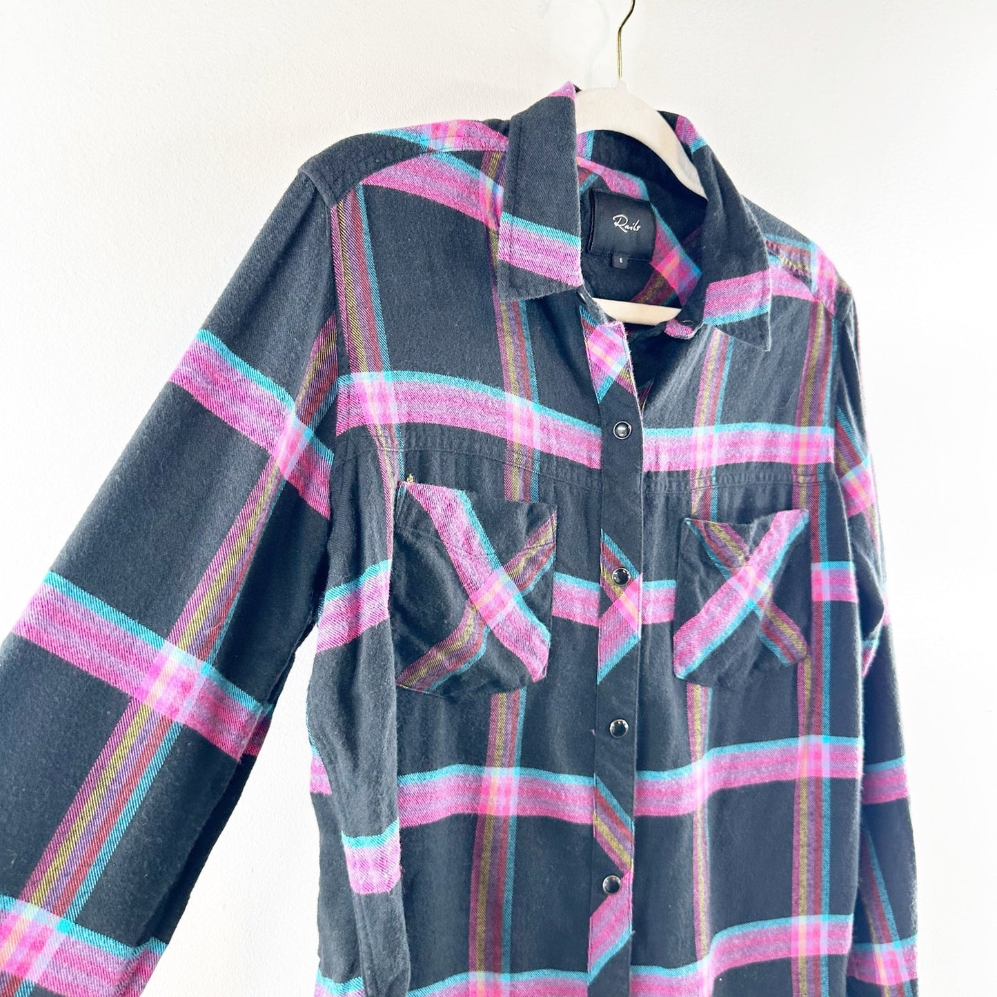 Rails Leo Long Sleeve Plaid Flannel Button Up Shirt Top Onyx Magenta Cayenne S