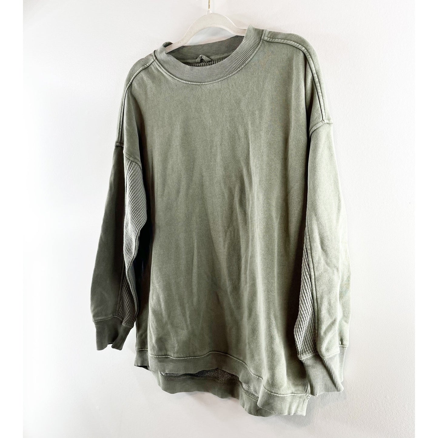 Aerie Getaway Long Sleeve Oversized Sweatshirt Olive Green XS