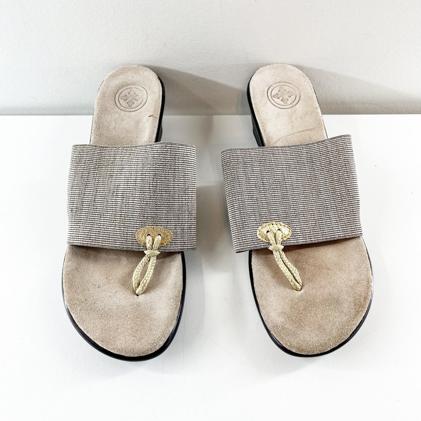 Charleston Shoe Co Metallic Thong Wedge Sandals Gold Tan 8