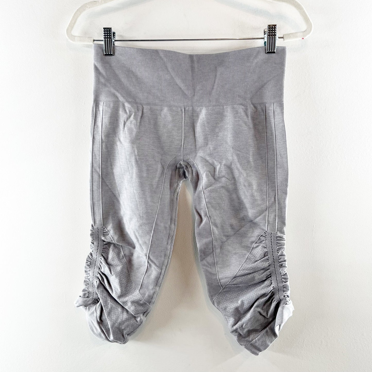 Lululemon In The Flow II Crop Running Leggings Light Gray 6