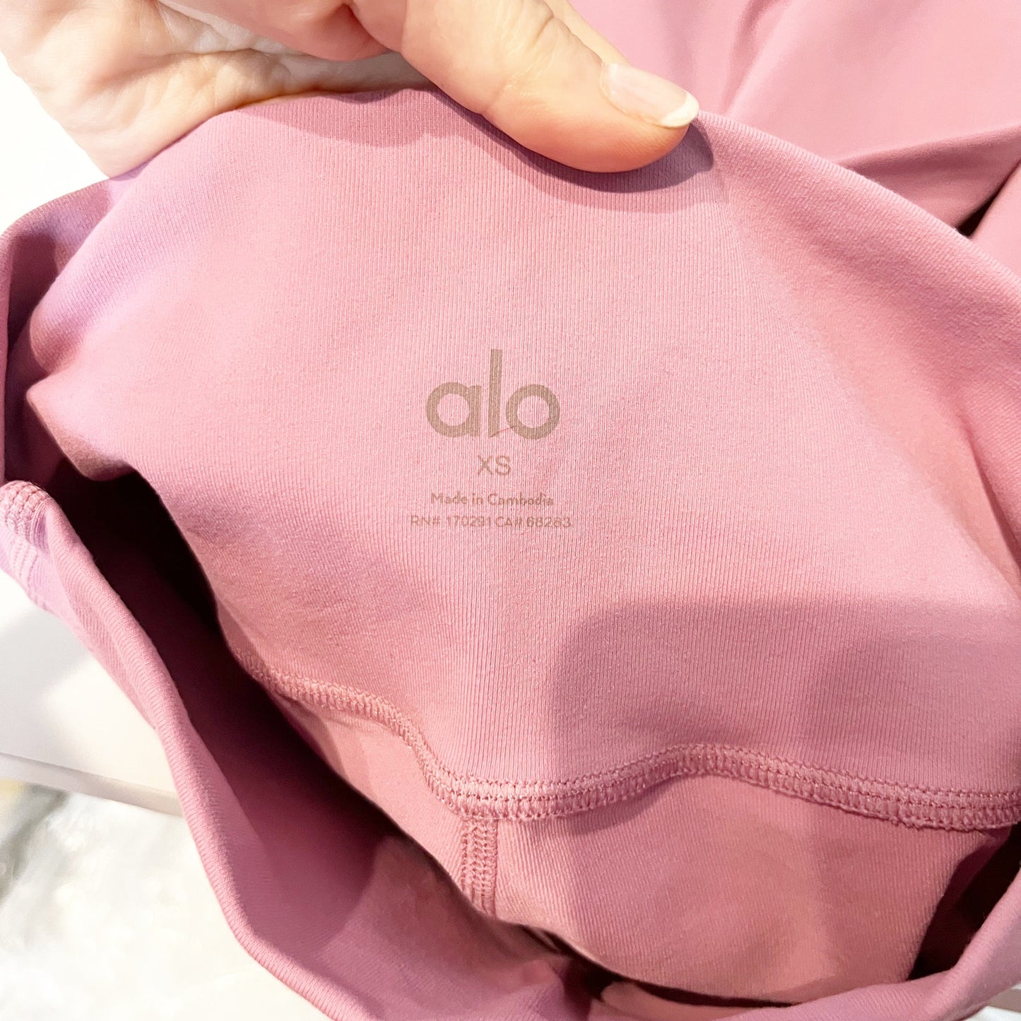 Alo High Waist 7/8 Airbrush Leggings in Pink Wild Rose XS
