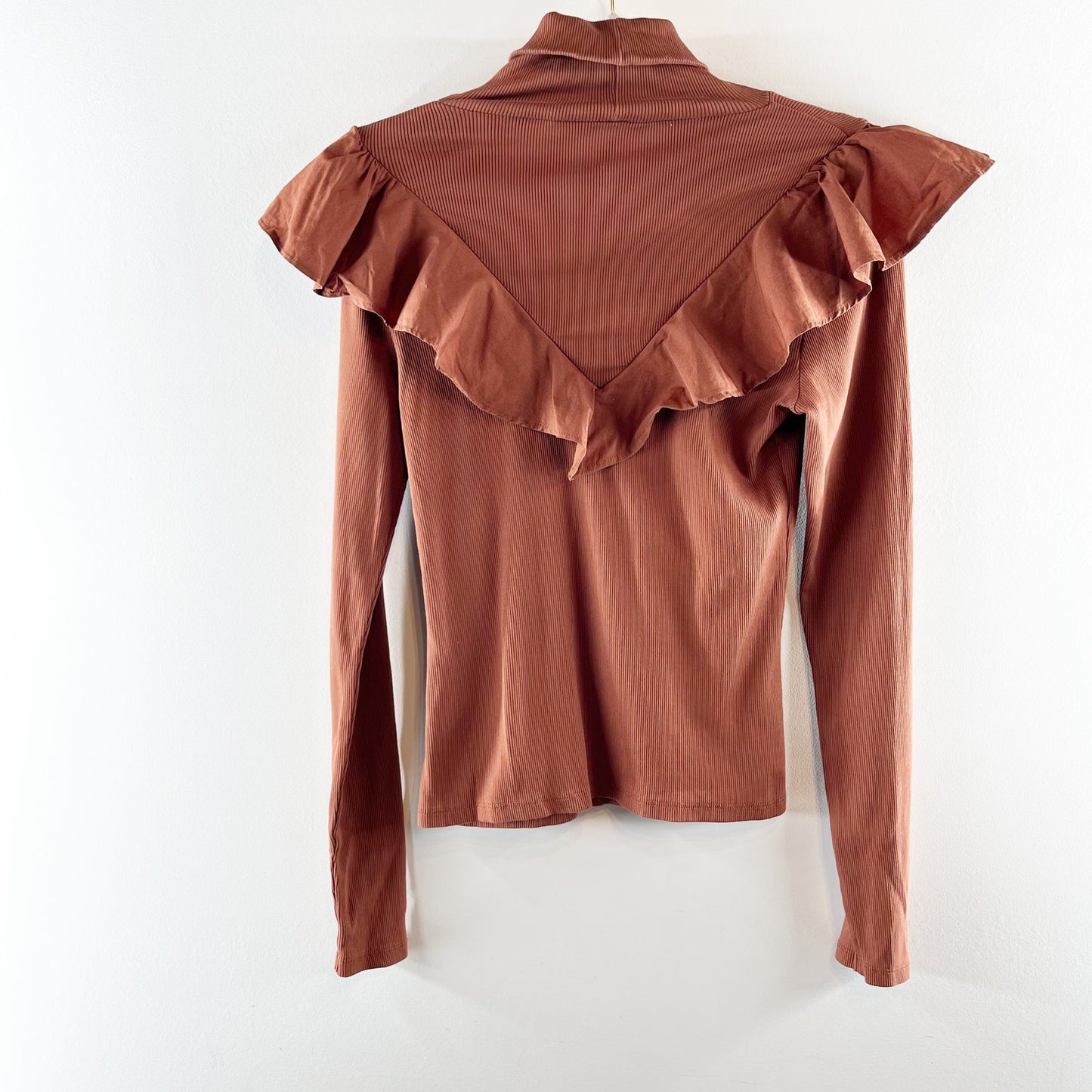 Veronica Beard Avalon Rib Ruffle Trim Long Sleeve Turtleneck Top Nutmeg Brown XS