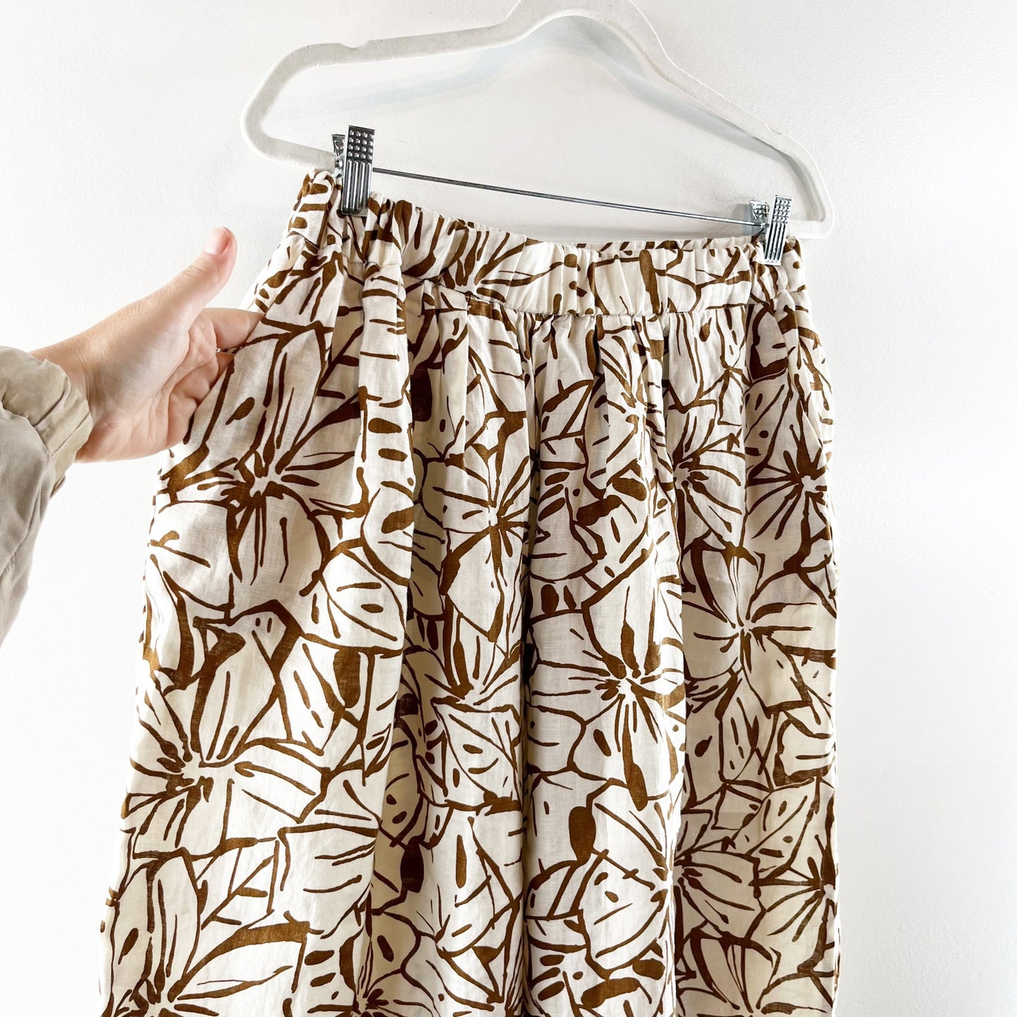 Magaschoni Linen Floral Pull On High Waisted Cropped Wide Leg Pants Brown Large