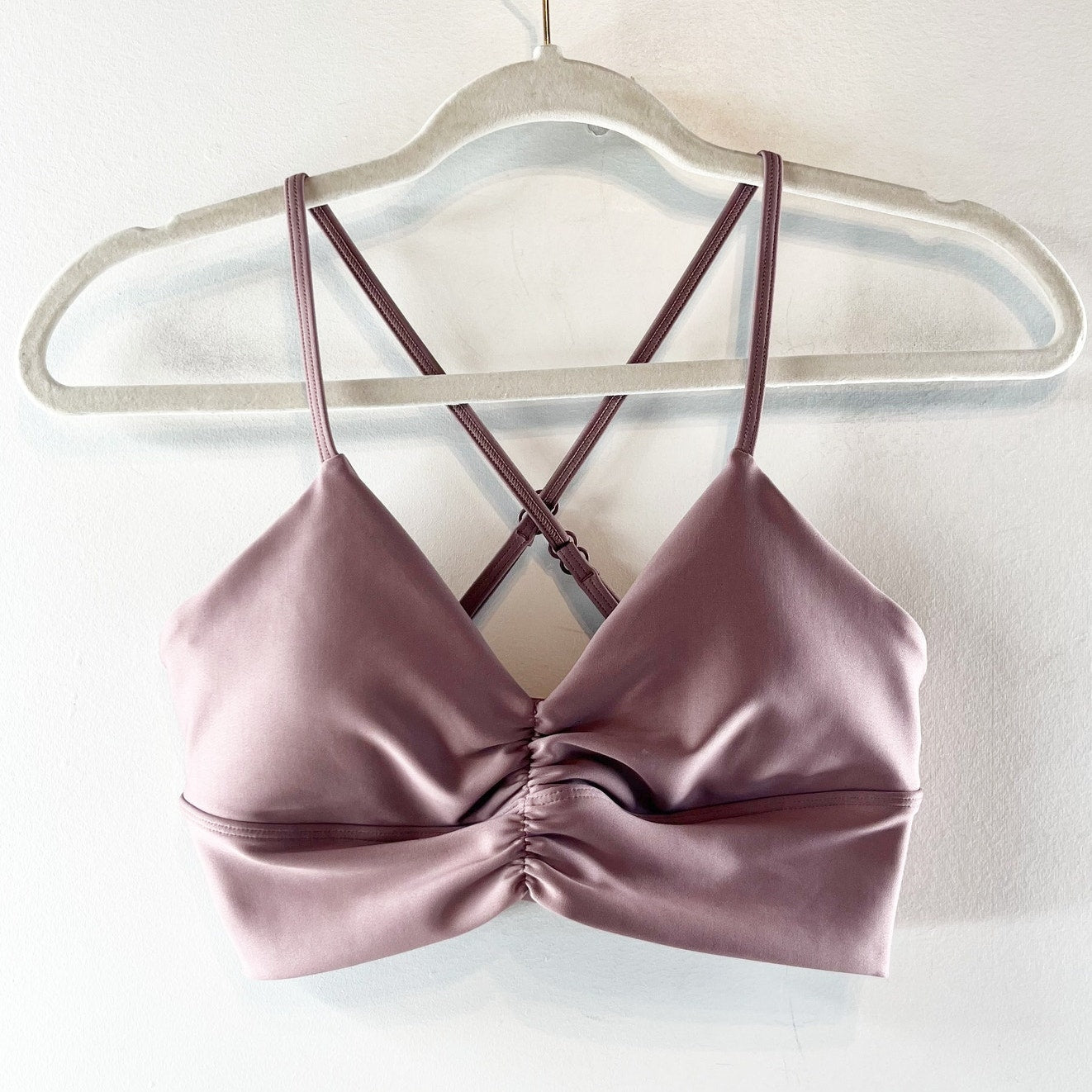 Alo Airlift Divine Ruched Center X Back Sports Bra Taupe Small