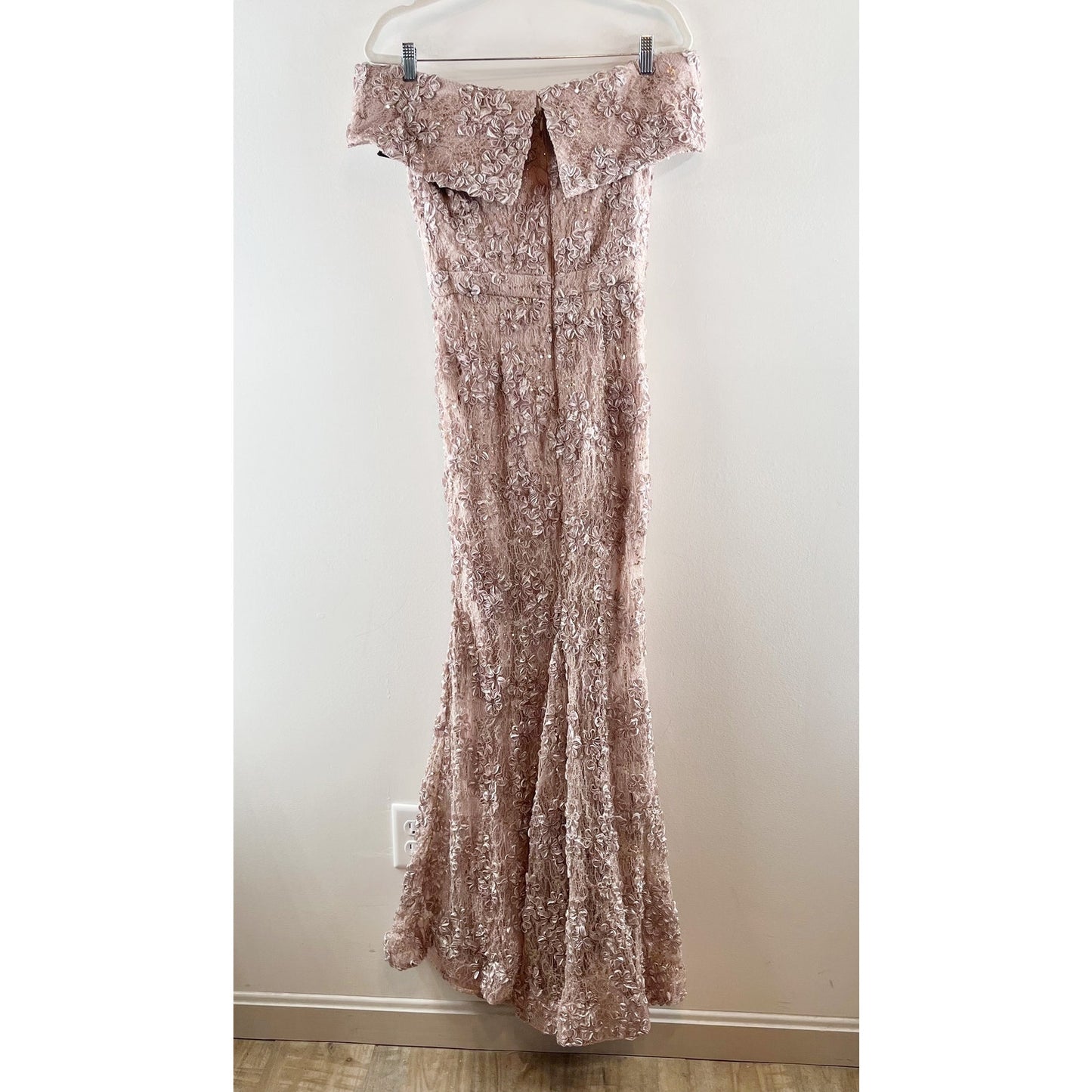 Xscape Jill Off The Shoulder Lace A Line Long Evenings Gown Taupe Pink 4