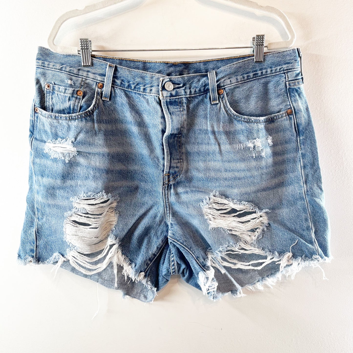 Levi's 501 The Original High-Rise Distressed Denim Cut Off Shorts Blue 16