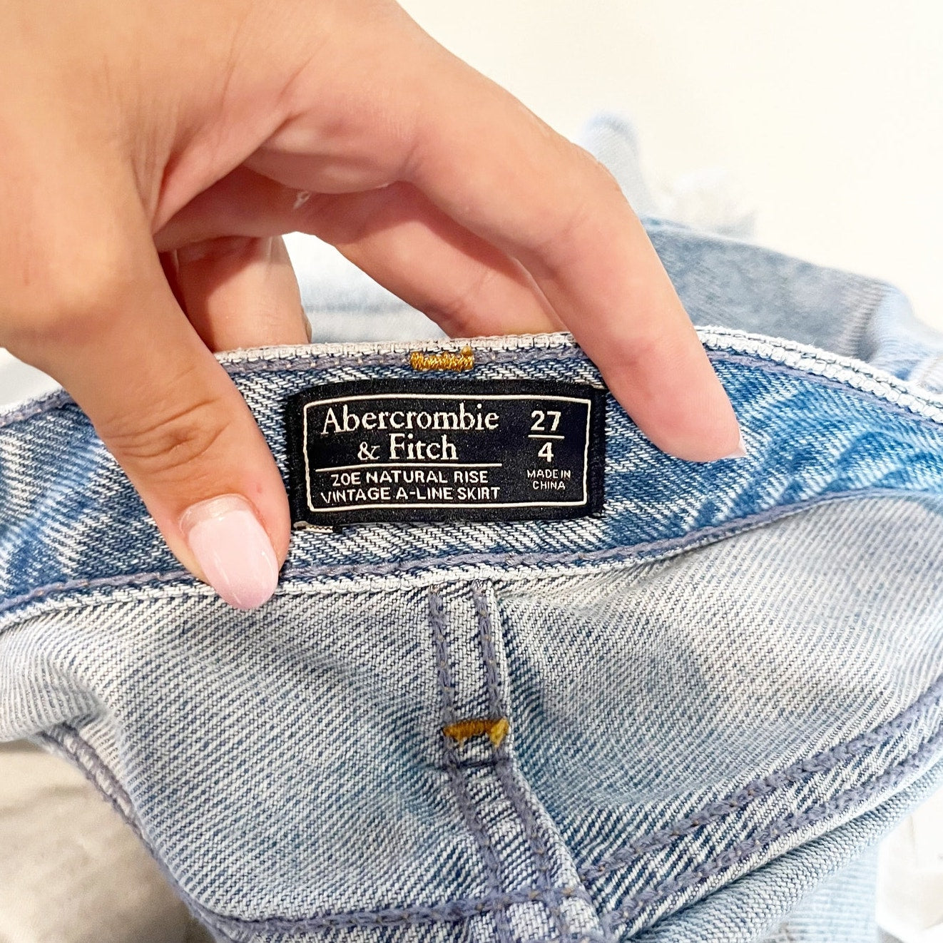 Abercrombie & Fitch Zoe Natural Rise Vintage A-Line Denim Skirt Blue 27 / 4