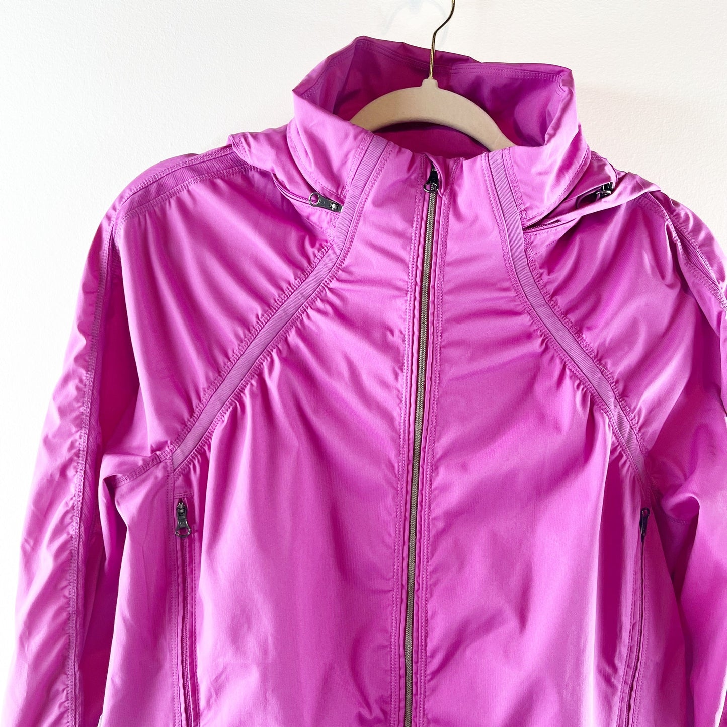 Lululemon Long Sleeve Full Zip Gather And Sprint Hooded Jacket Ultra Violet US 8