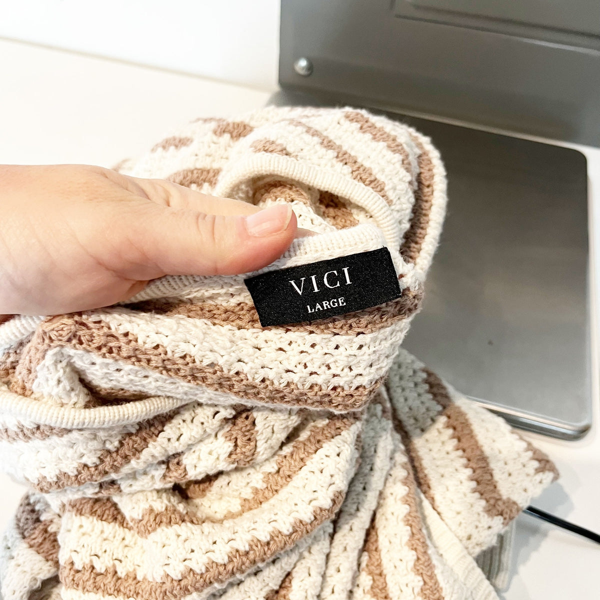 VICI Striped Long Sleeve Scoop Neck Crochet Knit Pullover Sweater Brown White L