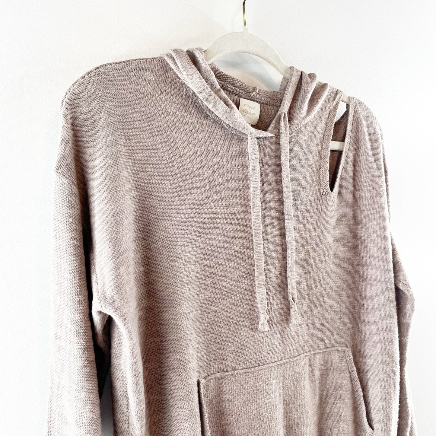 Roan + Ryan Corinne Shoulder Cut Out Hoodie Sweater Sweatshirt Tan Beige XS