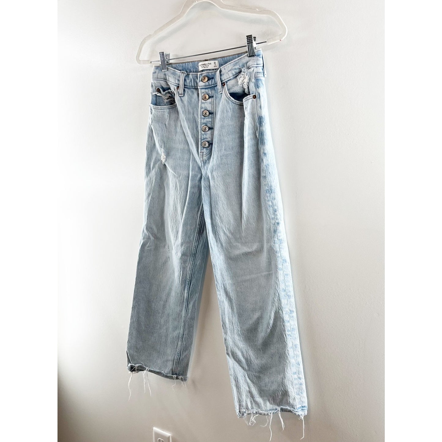 Abercrombie The Crop Wide Leg Ultra High Rise Raw Hem Light Wash Blue Jeans 2