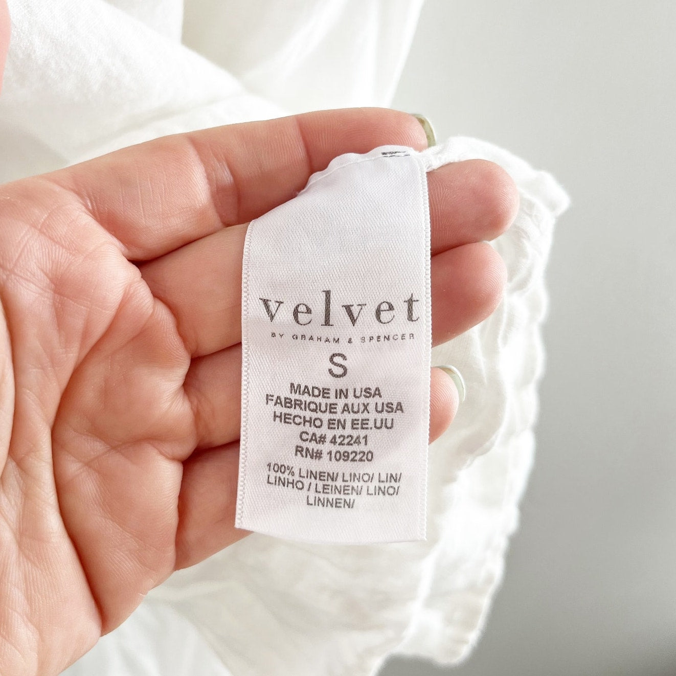 Velvet by Graham & Spencer Linen Flutter Sleeve V-Neck Tiered Mini Dress White S