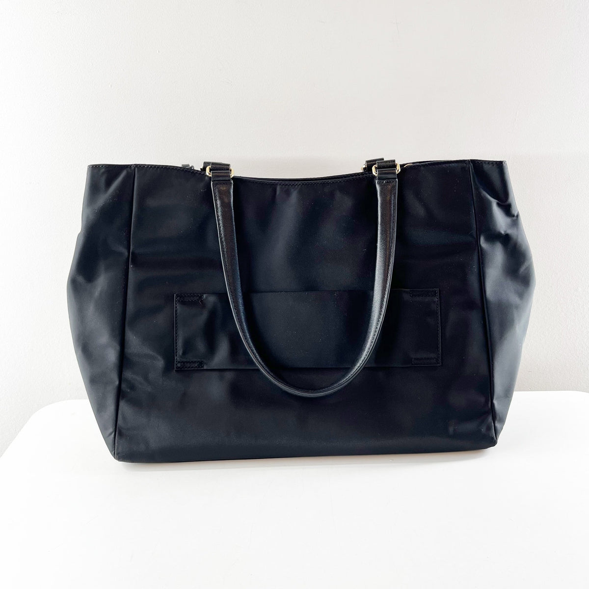 TUMI Voyageur Valetta Large Double Shoulder Strap Tote Caryall Black Gold