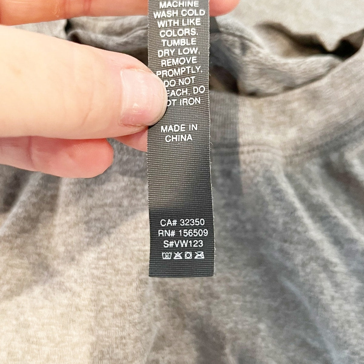 Vuori Energy Sleeveless High Neck Tank Top Heather Grey Small