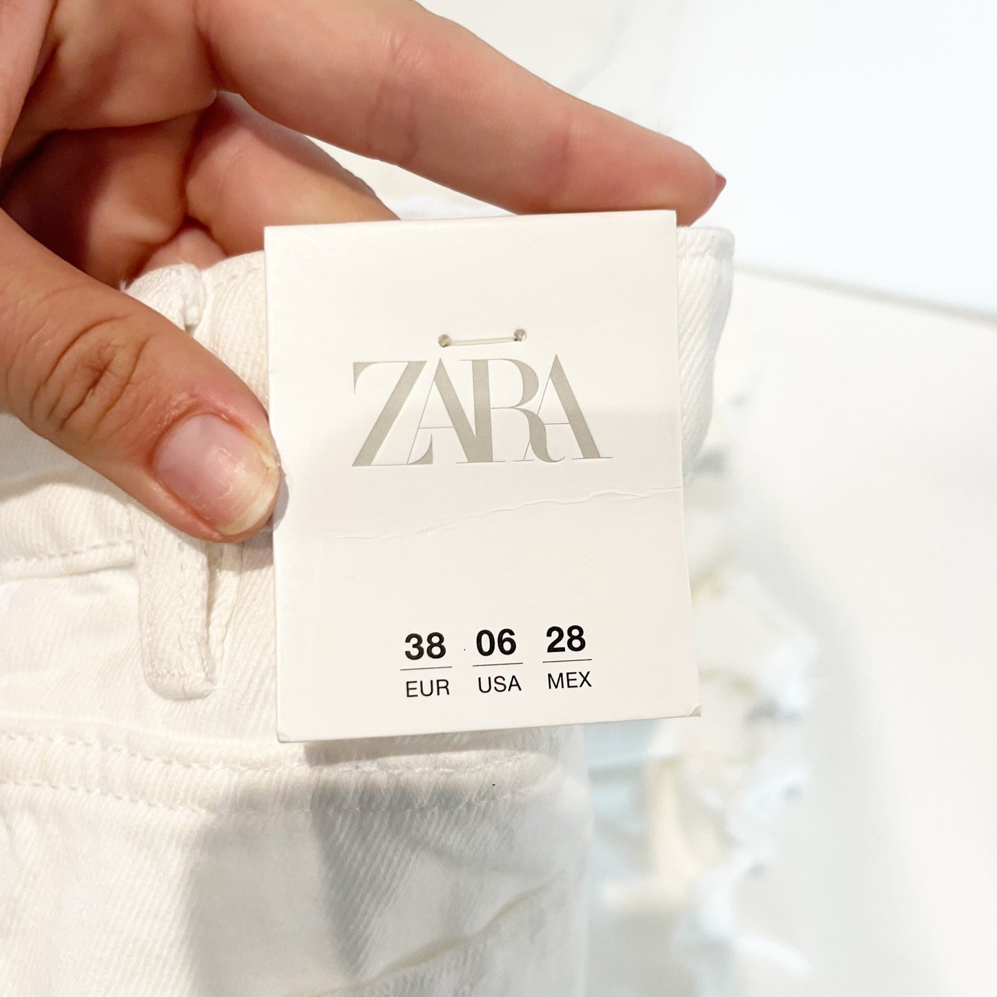 Zara High Waisted Distressed Denim Cutoff Jean Short White 6