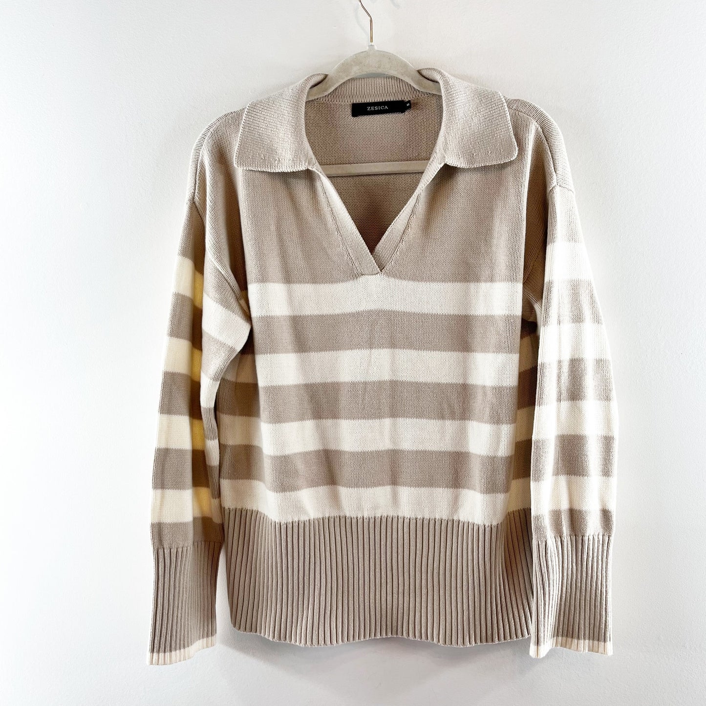 Zesica Long Sleeve V Neck Striped Polo Pullover Sweater Tan White Small