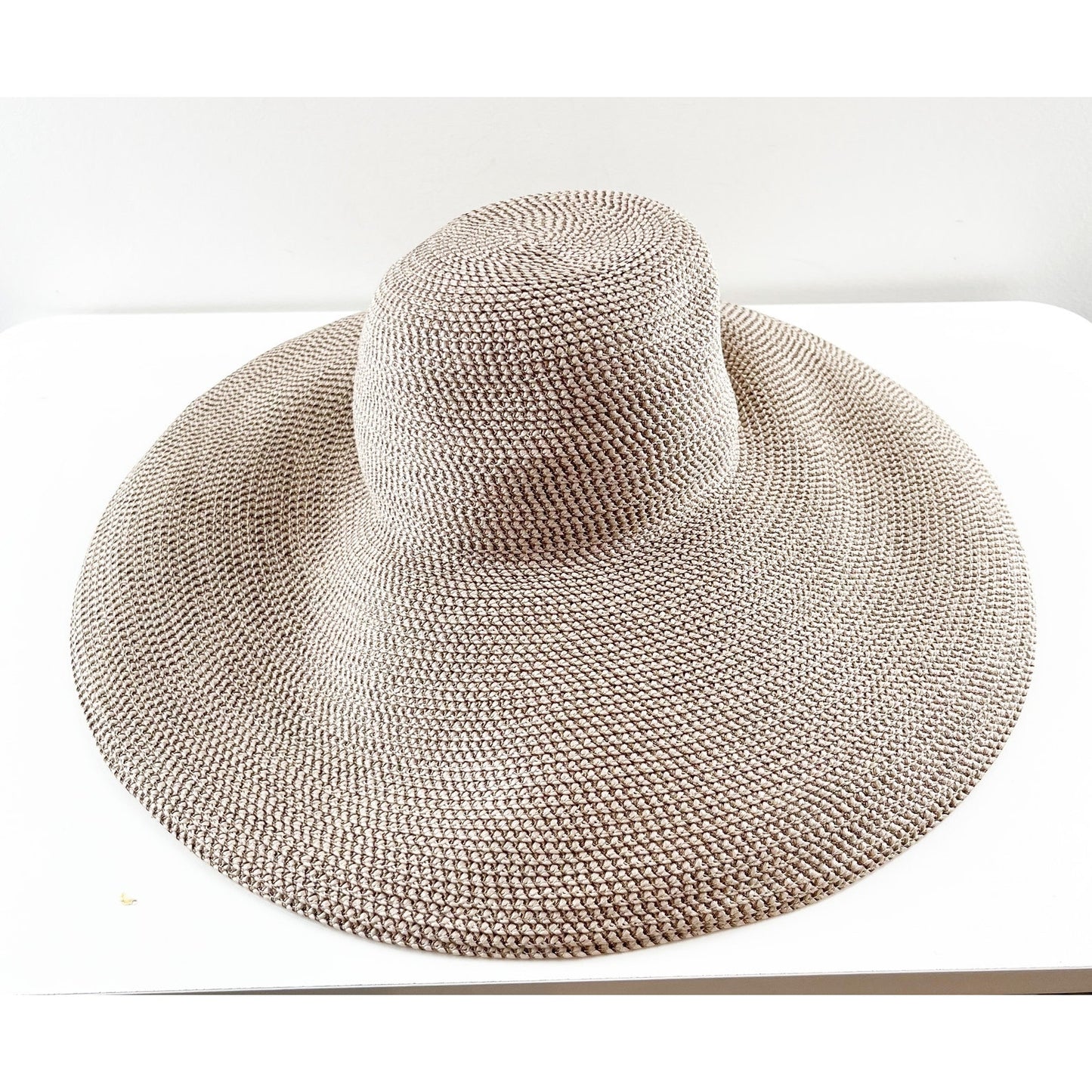 Eric Javits Full Coverage Hampton Squishee Packable Beach Sun Hat Bark