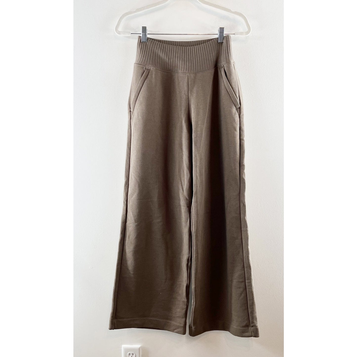 Alo Yoga Serenity Soft French Terry High Waisted Wide Leg Sweatpants Truffle XS