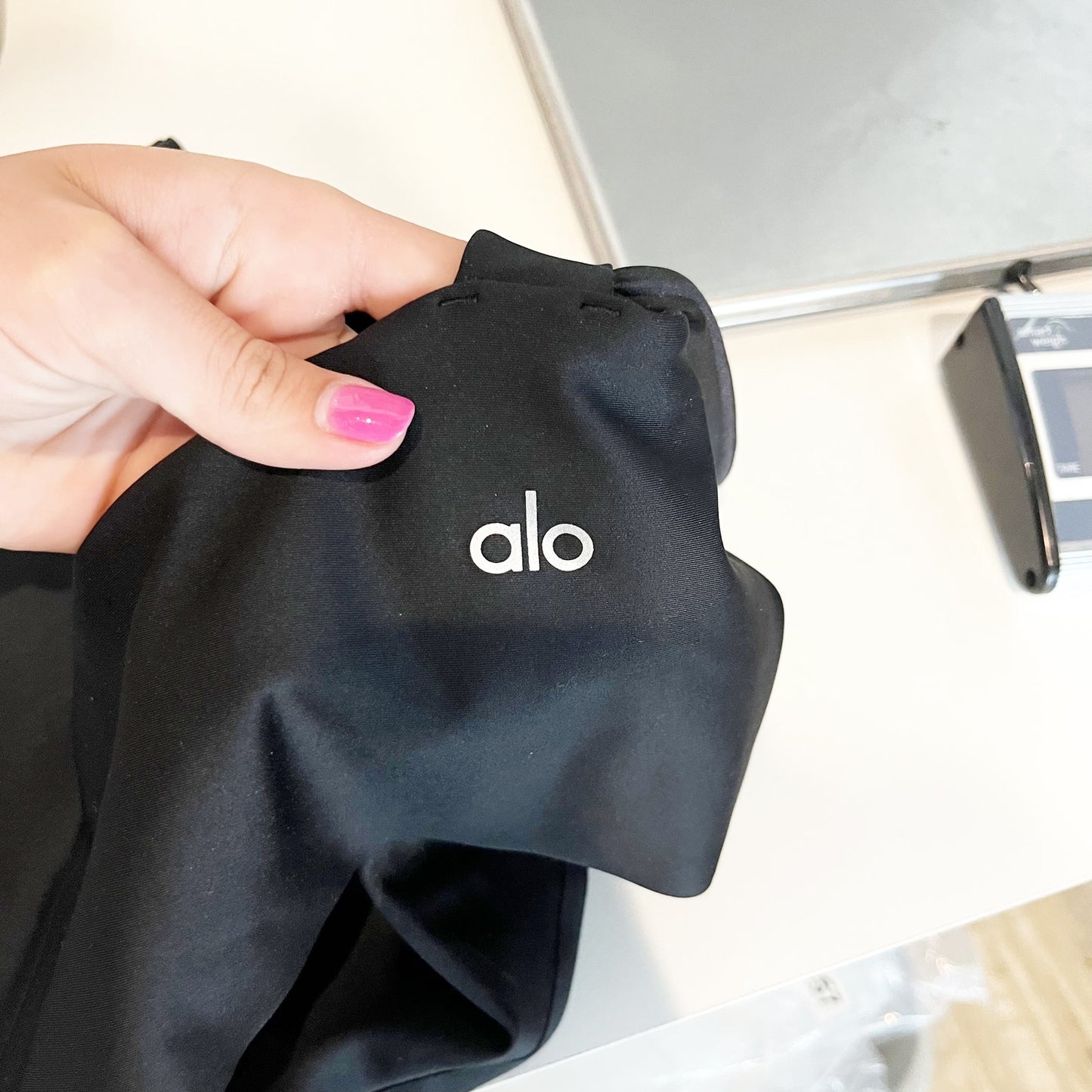 Alo Airlift Sleek Bra Tank Top Black Small
