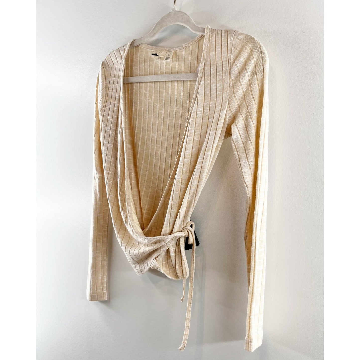 Roxy V Neck Cloudy Days Ribbed Wrap Crop Long Sleeve Top Beige XS