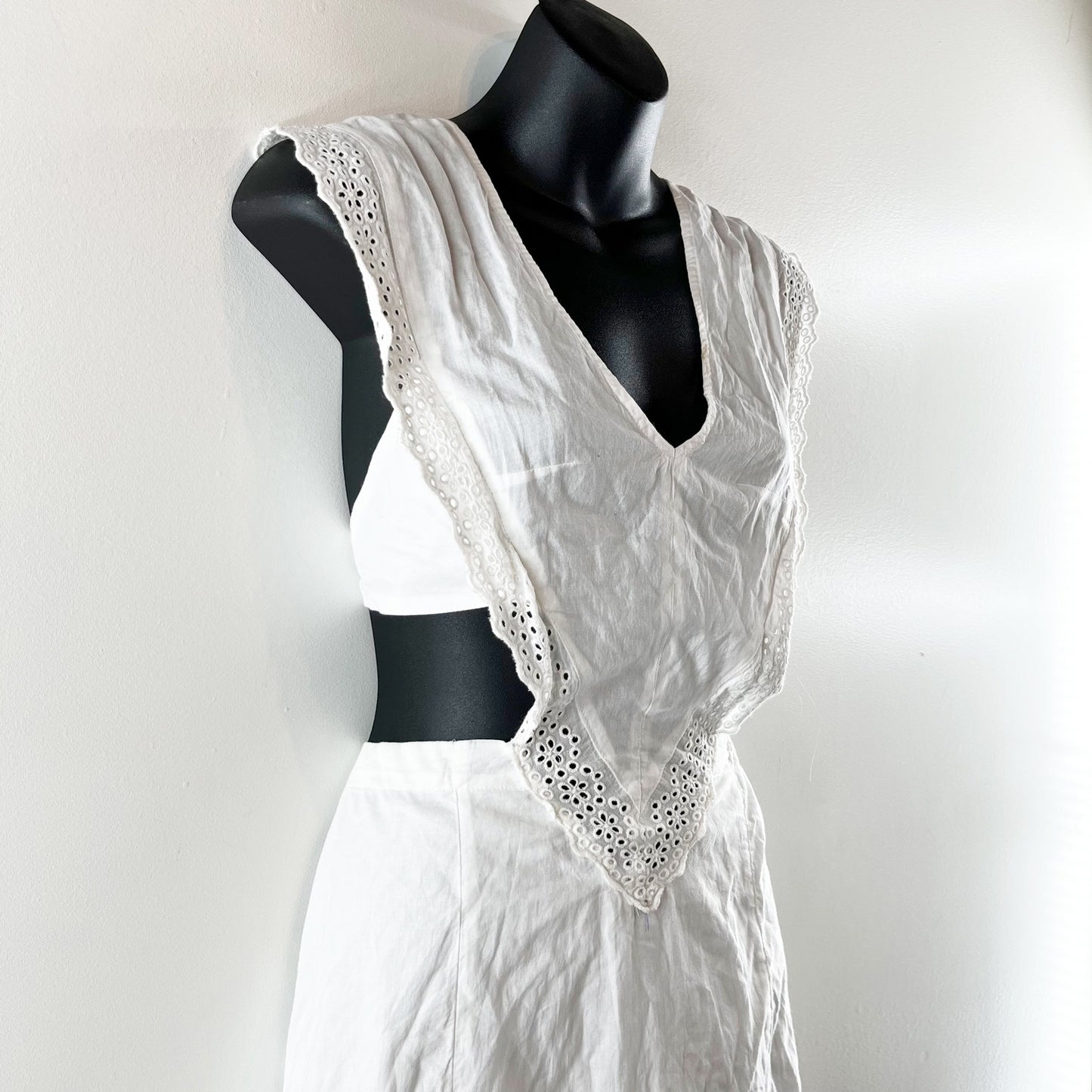 Urban Outfitters Macie Lace Apron Front Midi Dress White Small