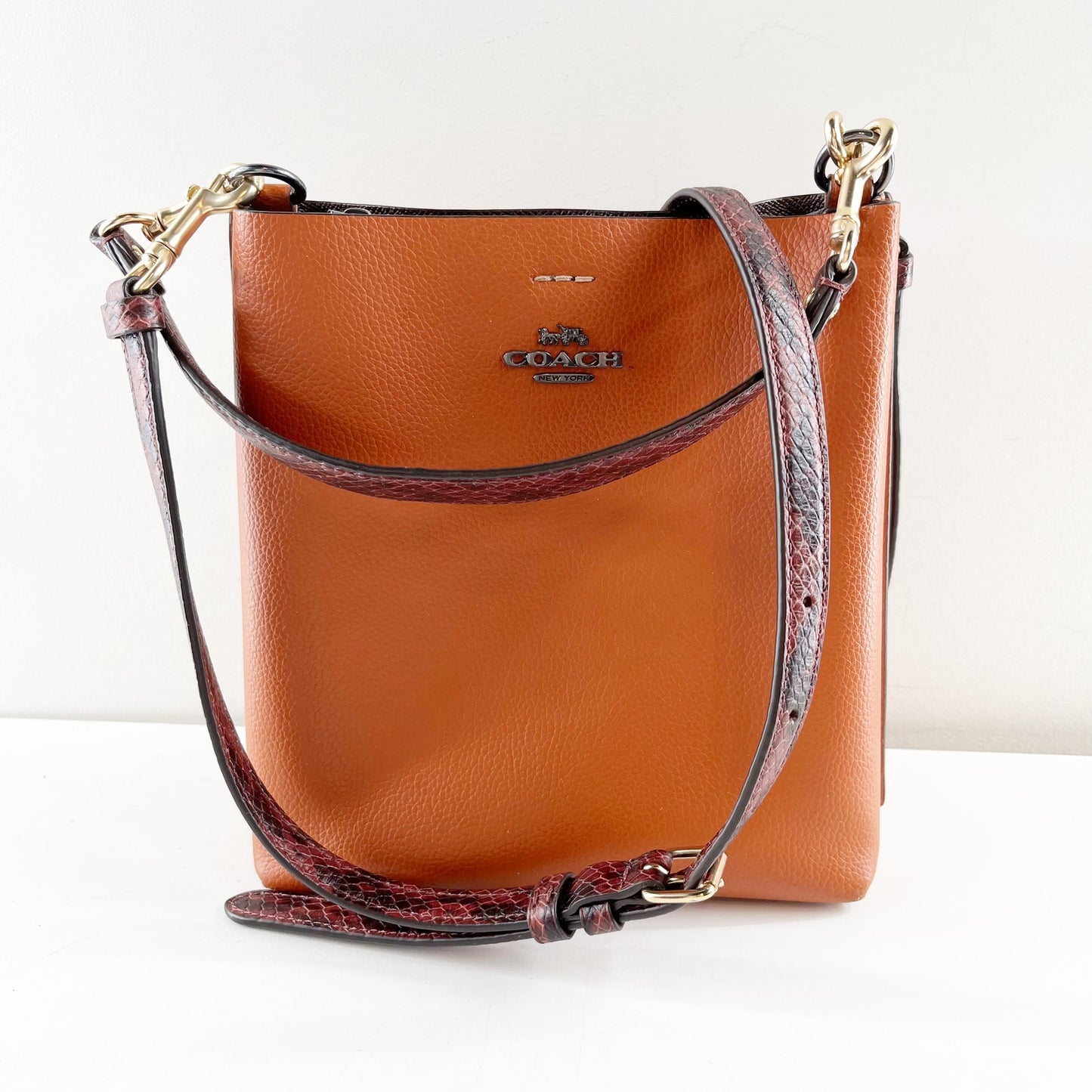 Coach Mollie Bucket Bag 22 burgundy snake-embossed handle Crossbody Saddle Brown