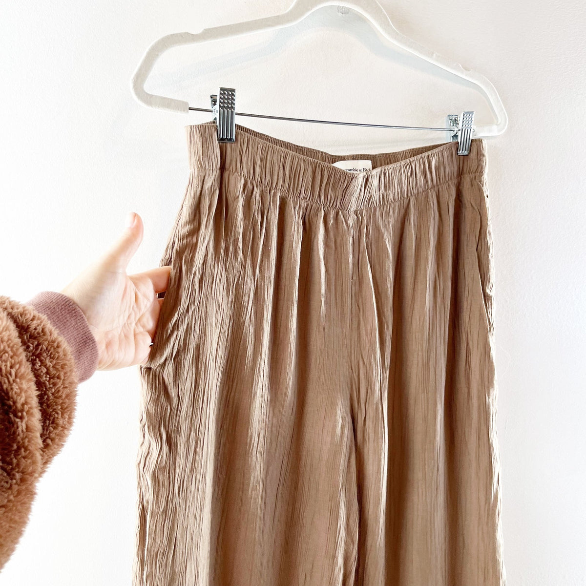 Abercrombie & Fitch Pull On Elastic Waist Wide Leg Lounge Pants Brown Medium