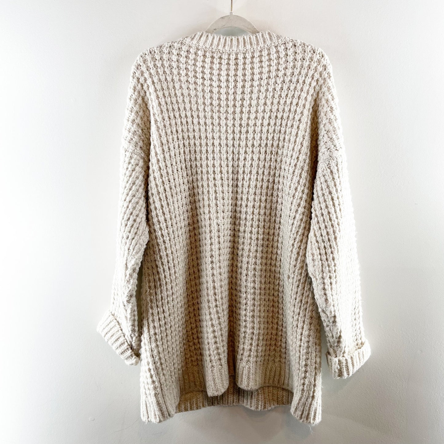 ZARA Chunky Waffle Textured V Neck Sweater Ivory Cream Large