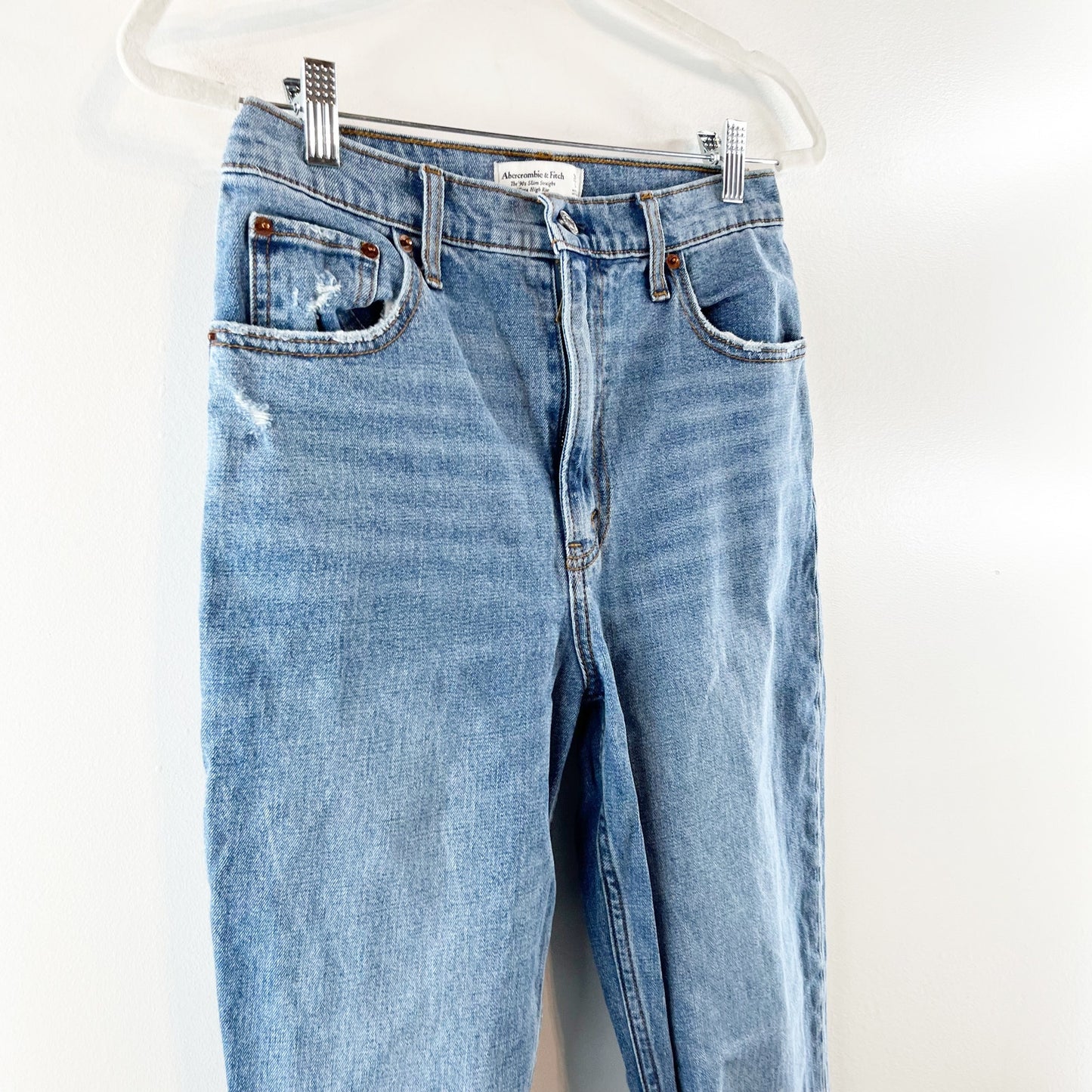 Abercrombie & Fitch 90's Ultra High Rise Distressed Slim Straight Jeans Blue 28