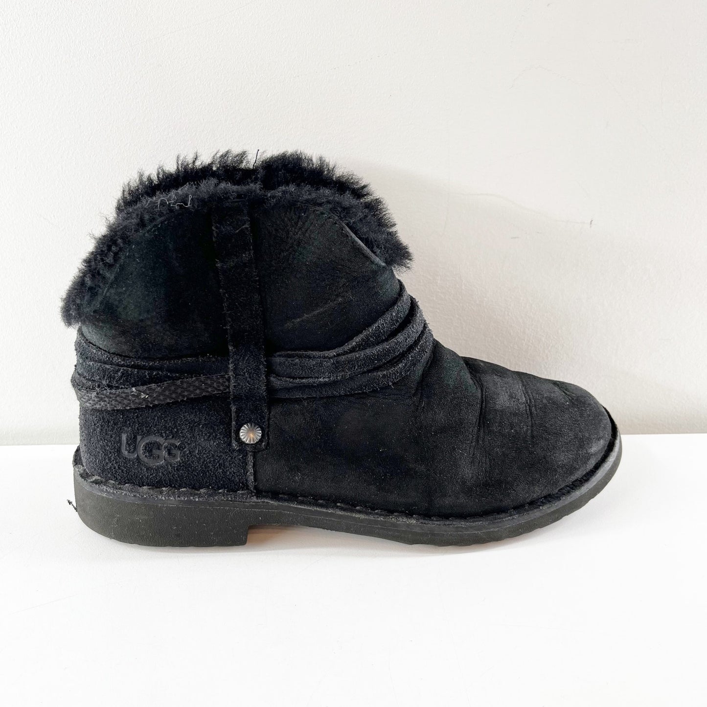 UGG Pasqual Shearling Lined Mini Winter Boot Booties Black 8