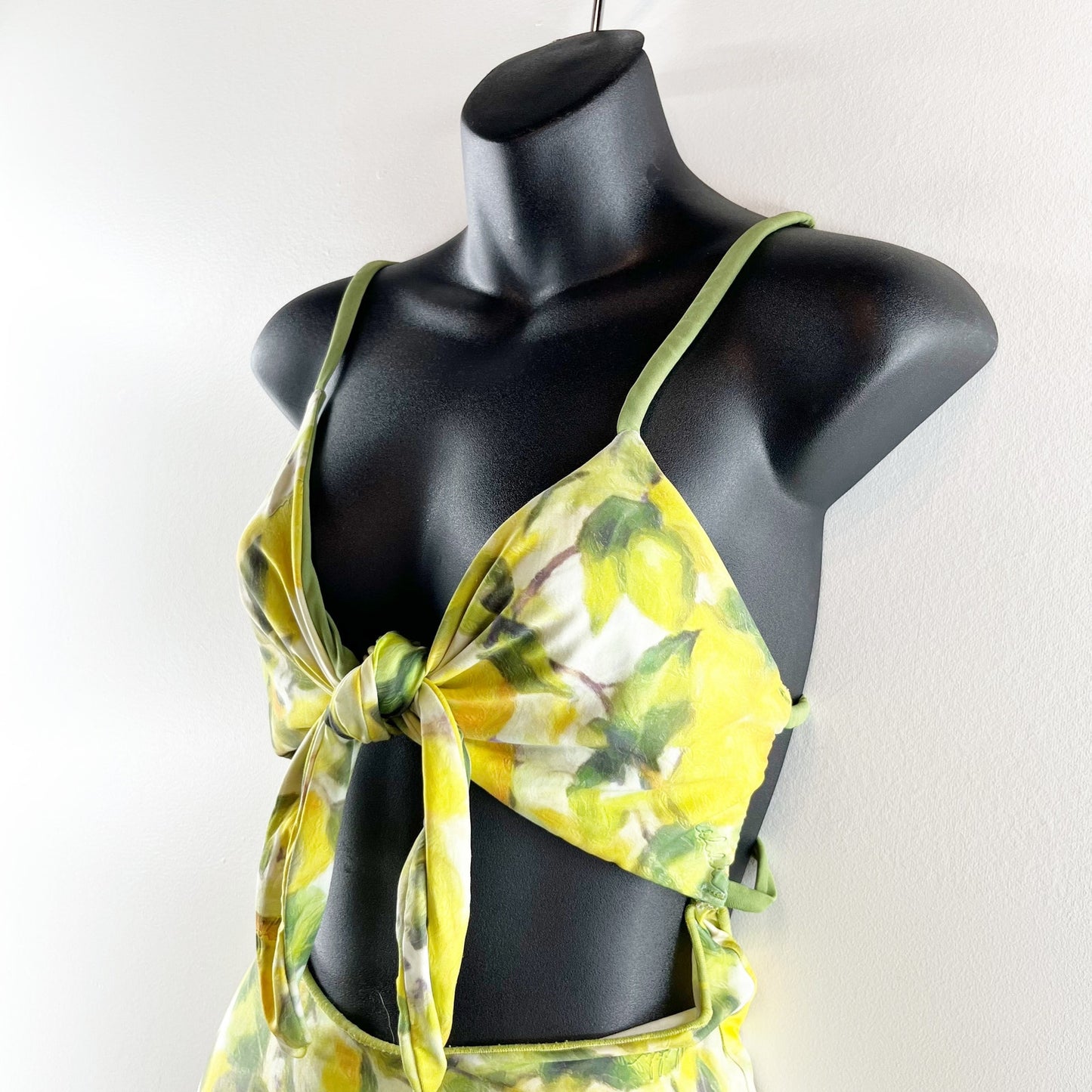 Lemon Print Cutout Strappy Back One Piece Swimsuit Yellow M / L