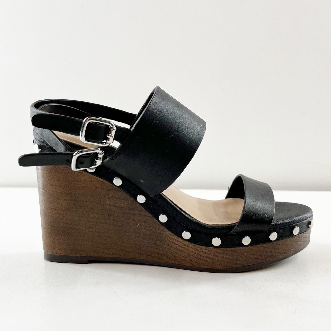 Bleecker & Bond Sandra Leather Slingback Open Toe Studded Wedge Sandal Black 6