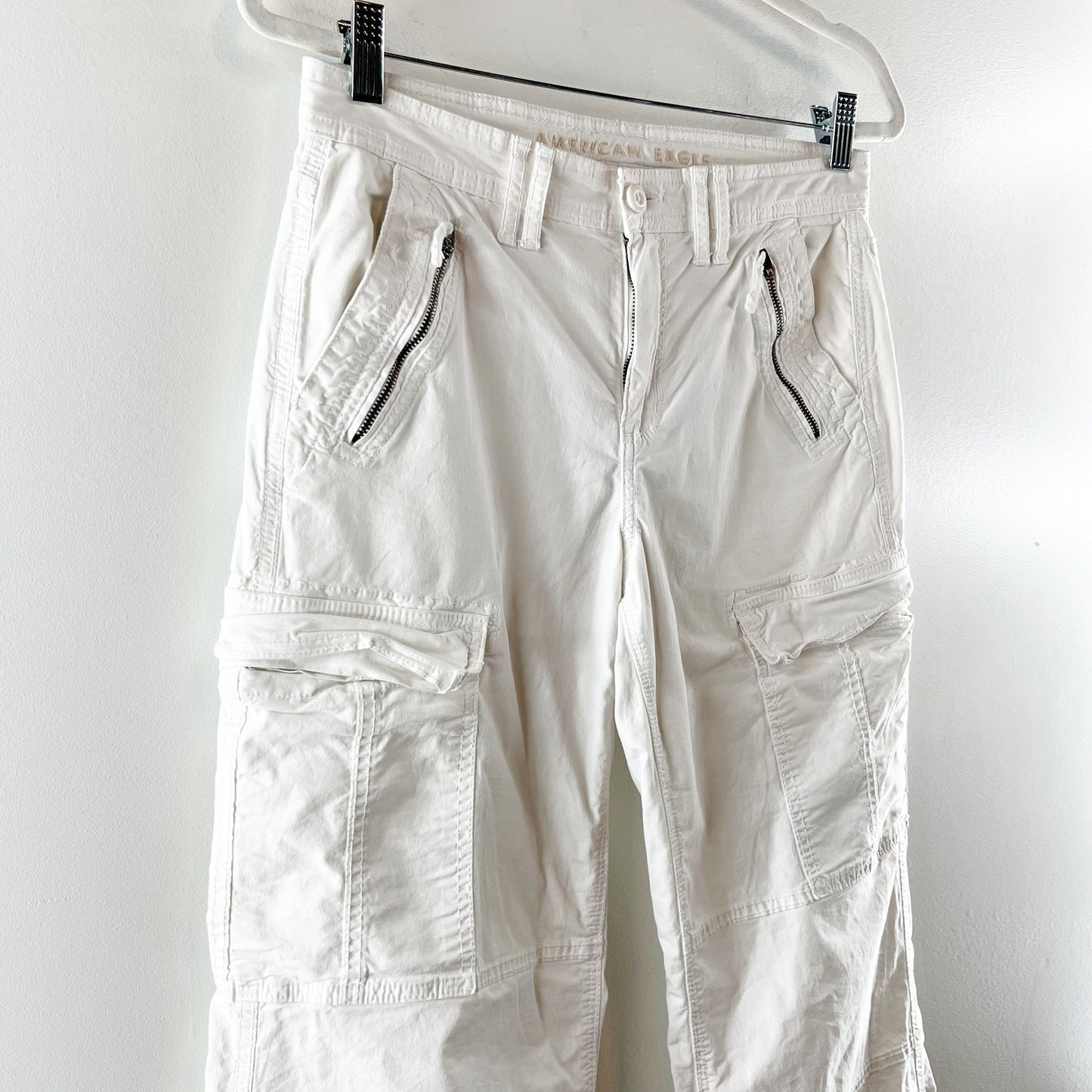 American Eagle Low Rise Cargo Baggy Wide Leg Flare Pants White 4