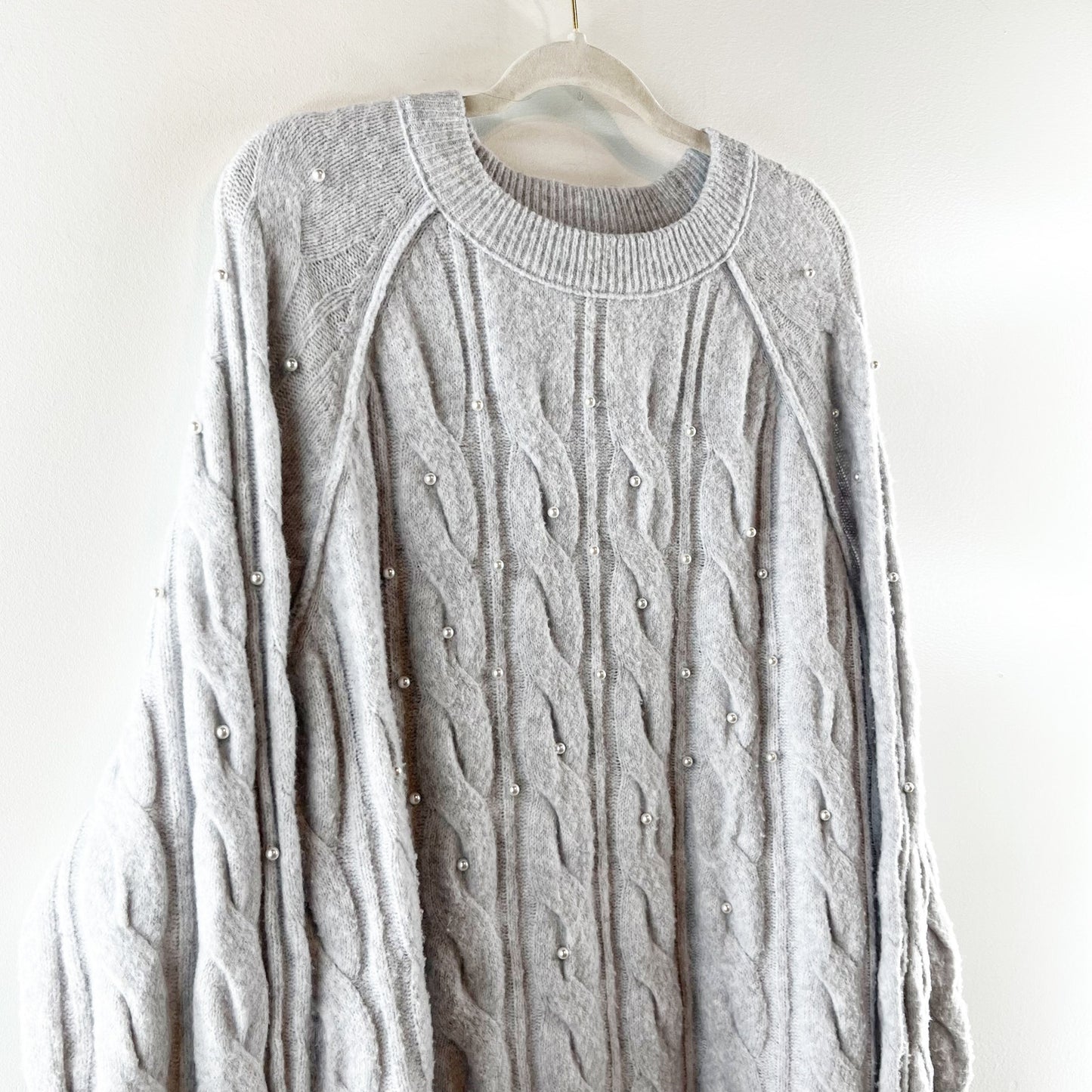 Aerie unReal Crewneck Long Sleeve Cable Pearl Detail Sweater Gray Large