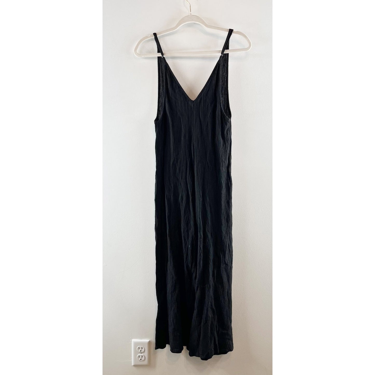 Elan V Neck Waistless Sleeveless Wide Leg Gauzy Jumpsuit Black Small