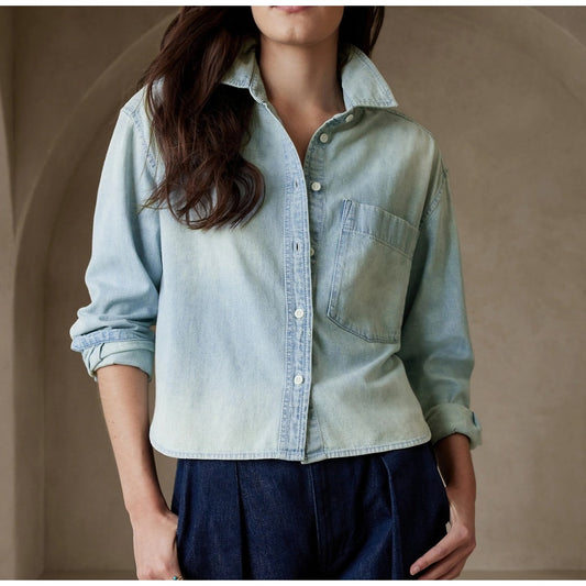 Banana Republic The Long Sleeve Cropped Boxy Fit Denim Chambray Button Up Shirt