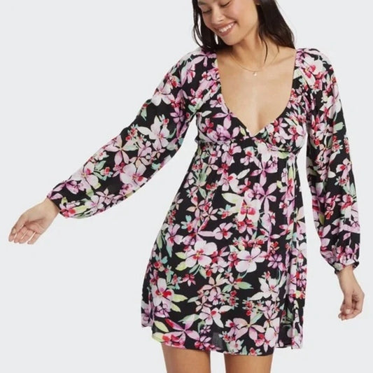 Roxy Long Sleeve V Neck Floral Sweetest Shores Mini Dress Black Pink Medium