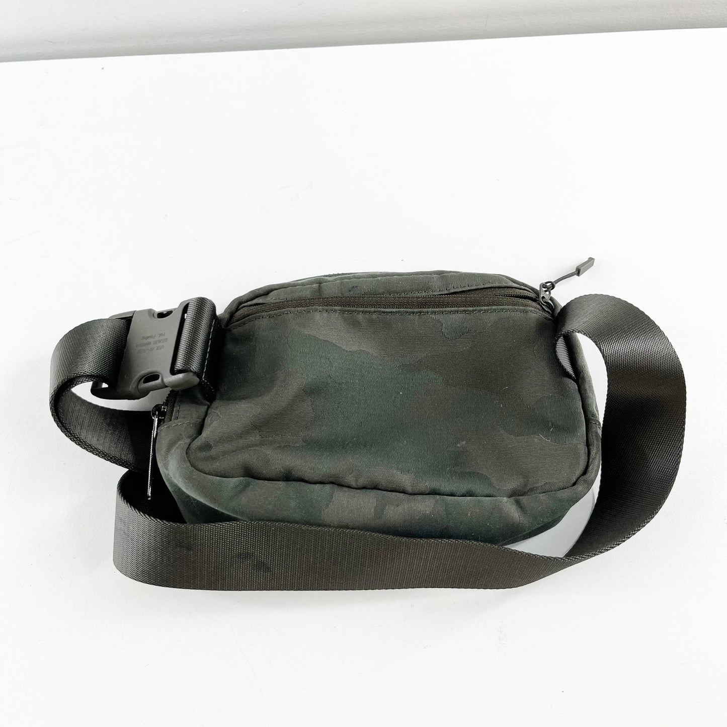 Lululemon Everywhere Belt Bag Fanny Pack Army Green