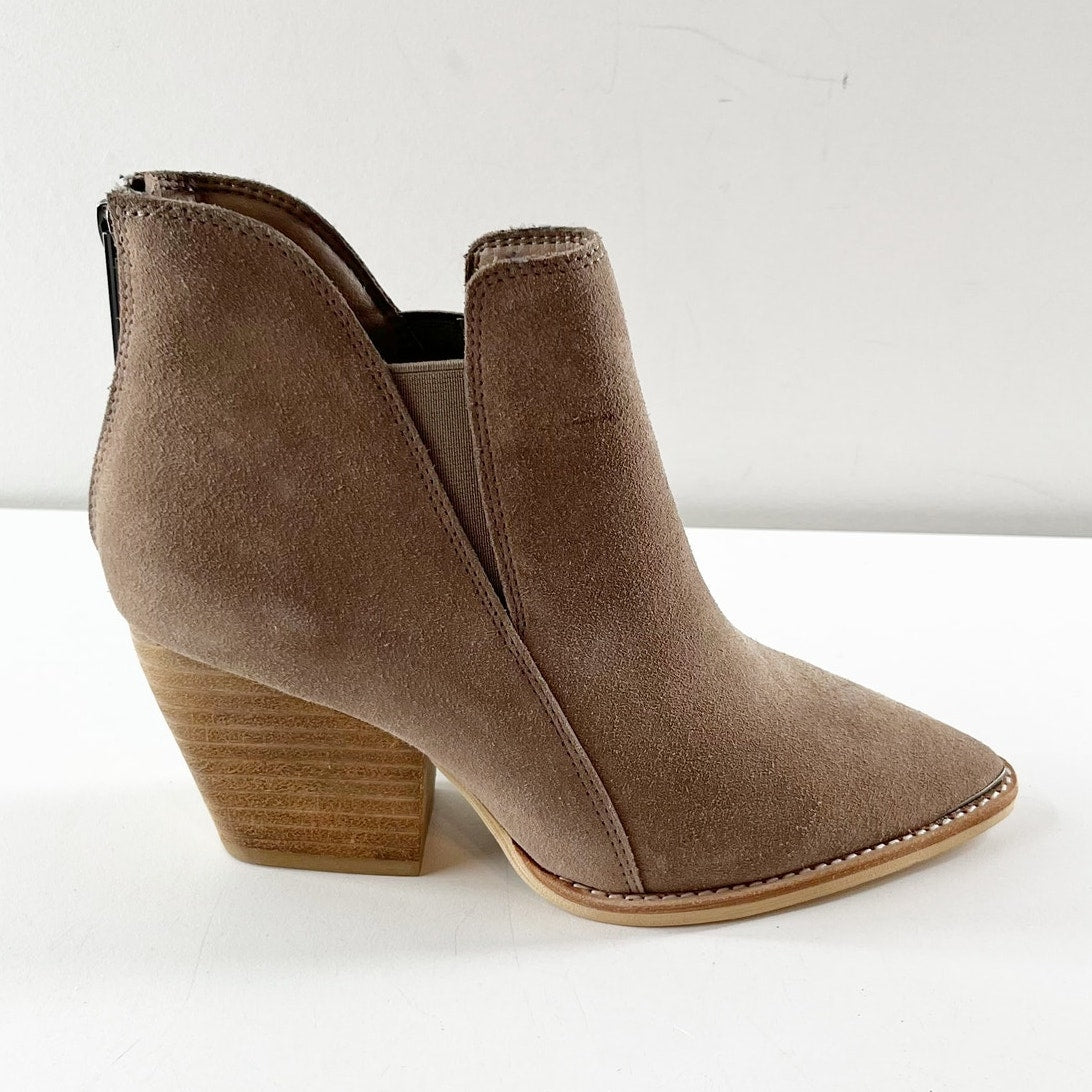 Vintage Havana Collins Suede Pointed Toe Stacked Heel Ankle Booties Tan 6