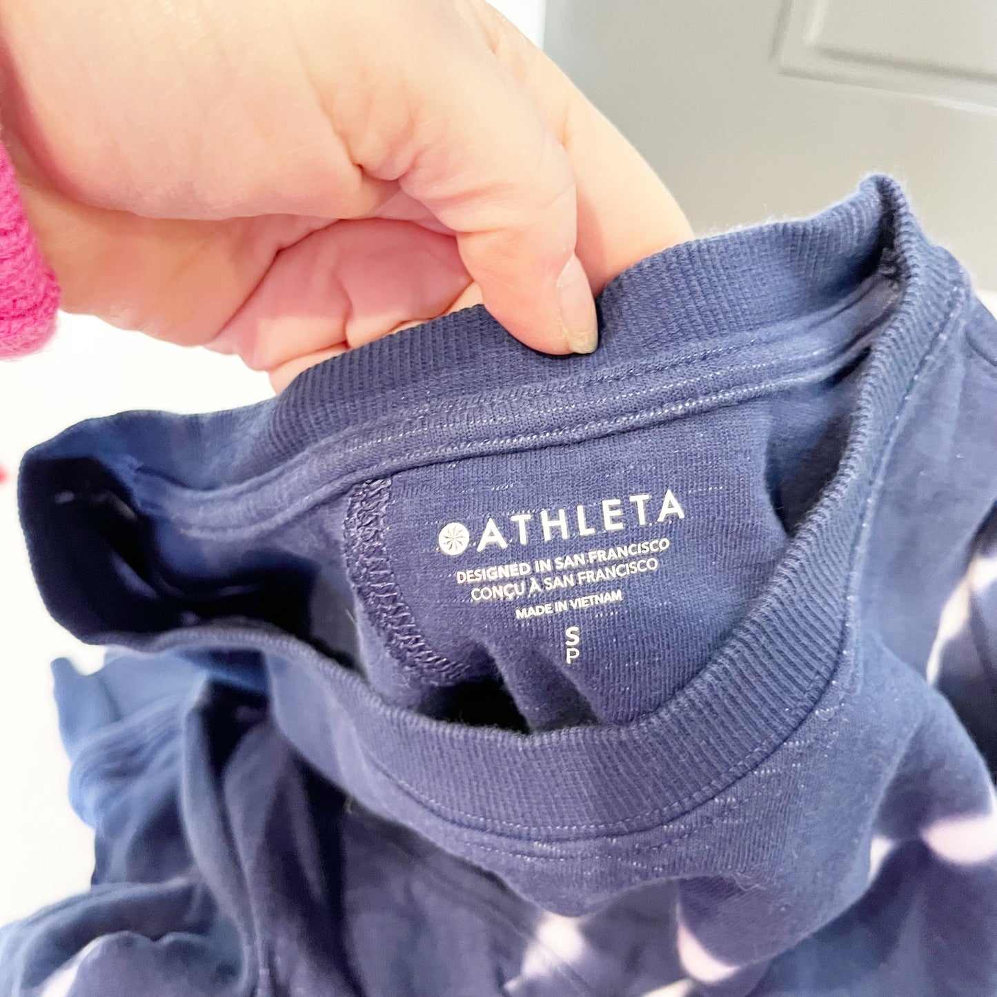 Athleta Sundown Crewneck TIe Dye Pullover Sweatshirt Blue Small