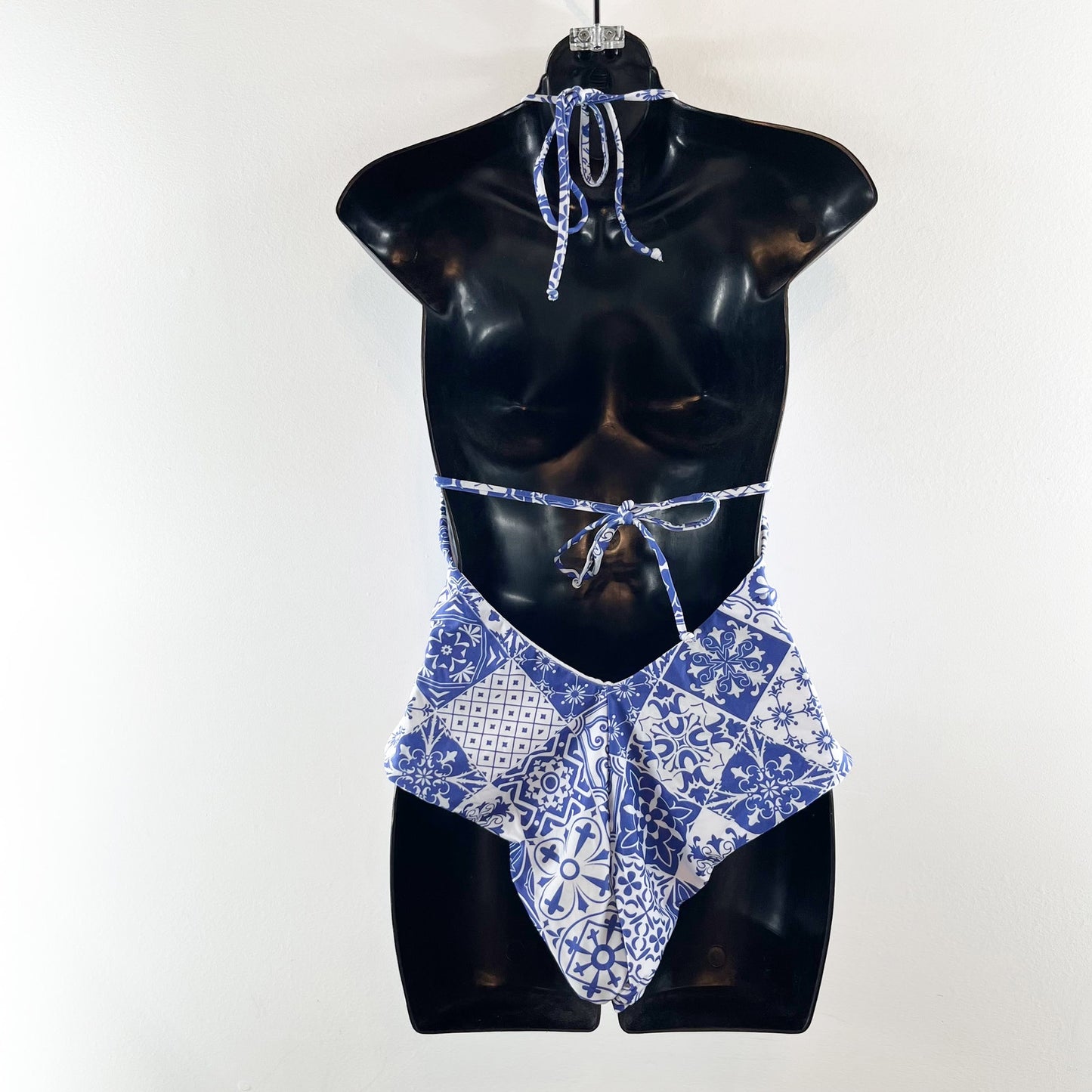 Plunge Halter Neck Open Back Printed One Piece Swimsuit Blue XL