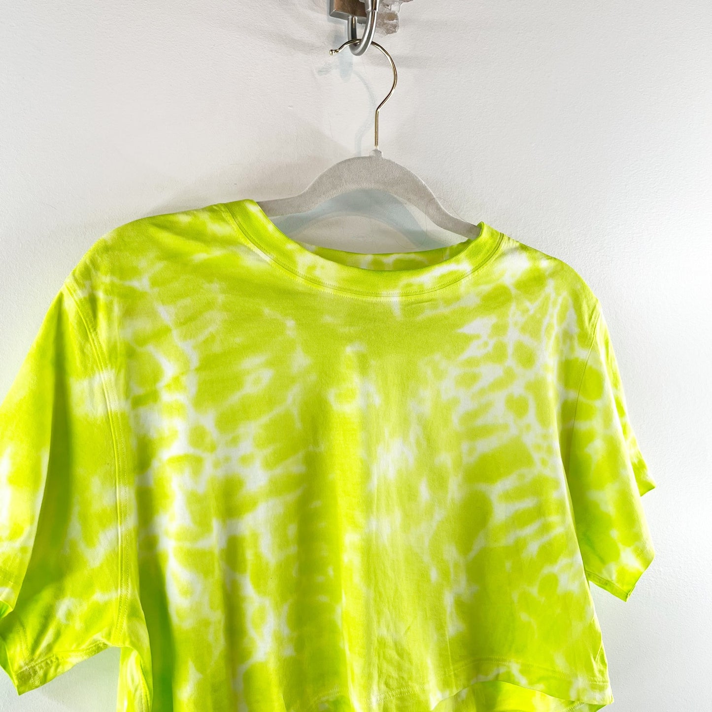 Lululemon All Yours Cropped Cotton T-Shirt Tie Dye Neon Yellow Medium