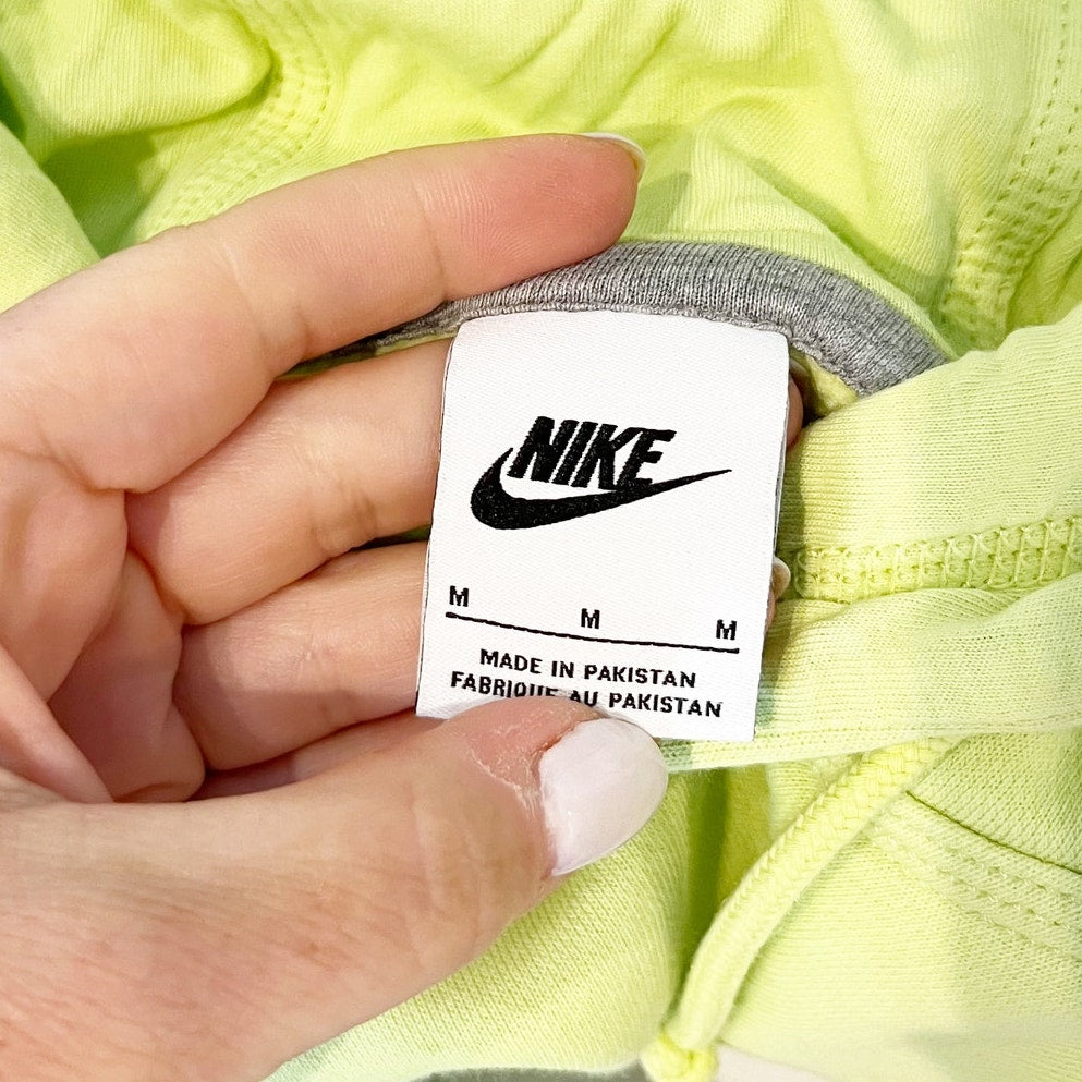 Nike Club Long Sleeve Pullover Hoodie Sweatshirt Neon Green Medium