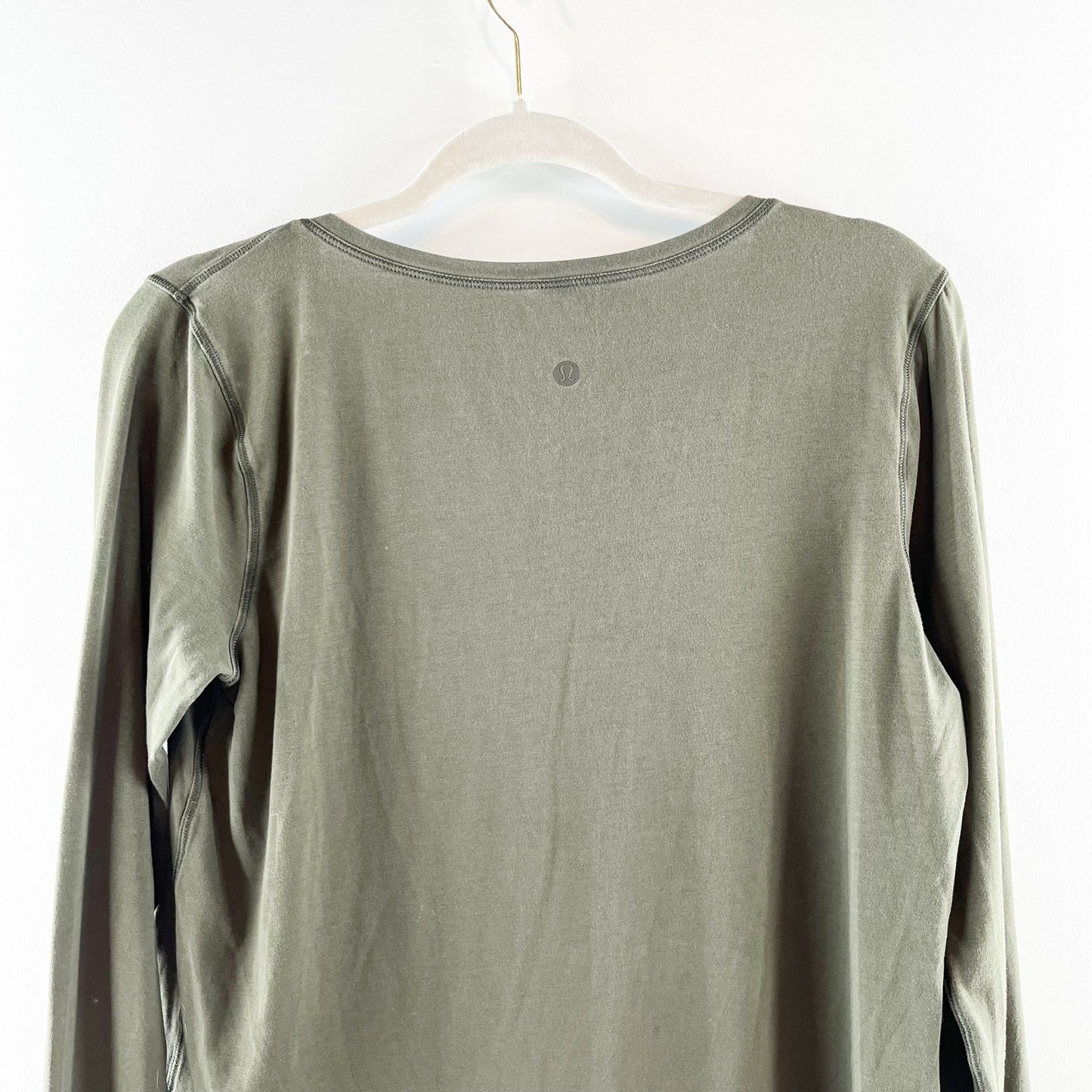 Lululemon V Neck Long Sleeve Faux Wrap Front T-Shirt Green 10