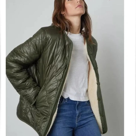 Velvet Graham and Spencer Quilted Marissa Reversible Sherpa Jacket Green Small