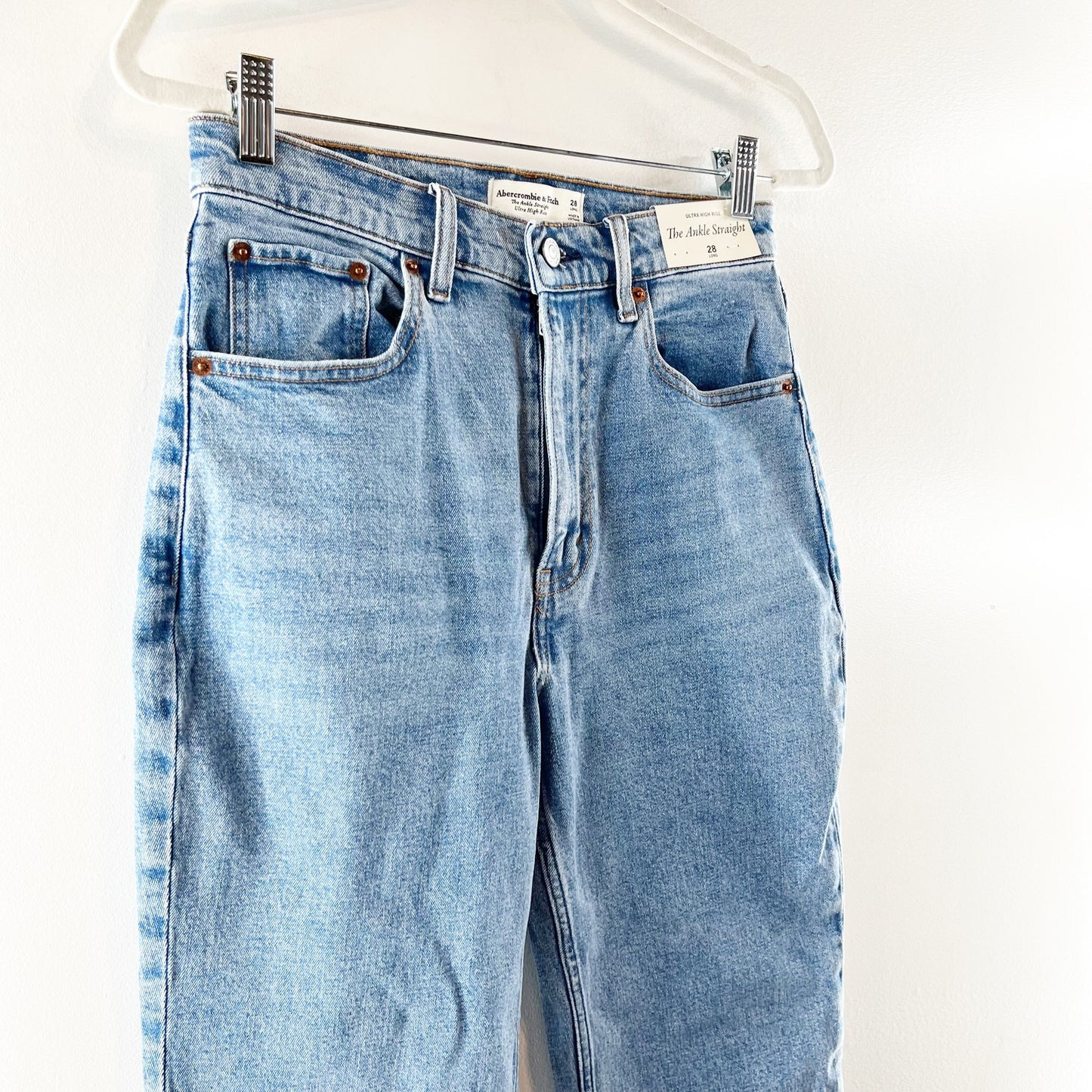 Abercrombie & Fitch Ultra High Rise Denim Ankle Straight Jeans Blue 28 Long
